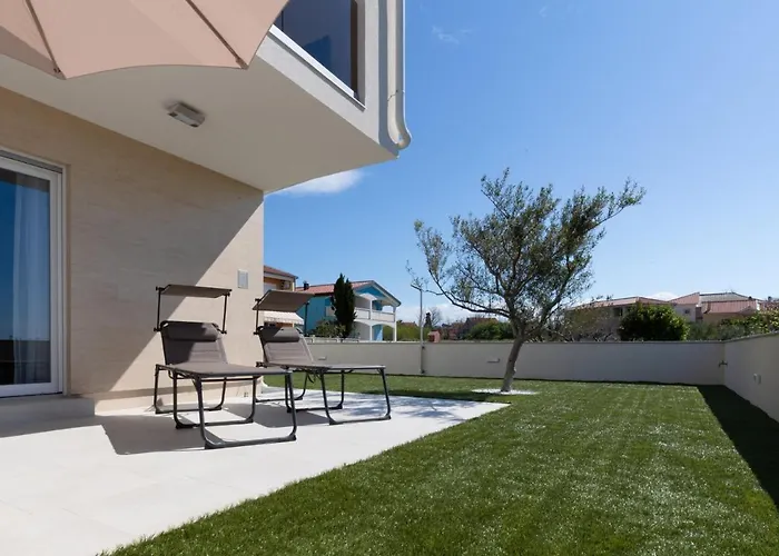 Villa Beachfront Reiterer V3 With Jacuzzi 30 Meters From The - Crowonder Luxury Rent *