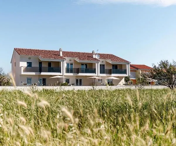 Beachfront Reiterer V3 With Jacuzzi 30 Meters From The - Crowonder Luxury Rent * Privlaka (Zadar)