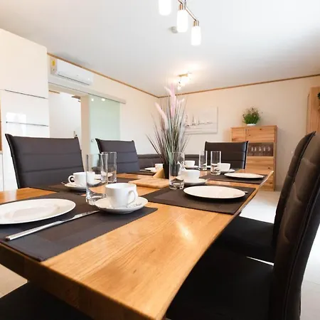 Beachfront Reiterer V3 With Jacuzzi 30 Meters From The - Crowonder Luxury Rent *