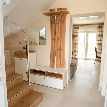 Beachfront Reiterer V3 With Jacuzzi 30 Meters From The - Crowonder Luxury Rent *