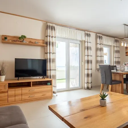 Villa Beachfront Reiterer V3 With Jacuzzi 30 Meters From The - Crowonder Luxury Rent *