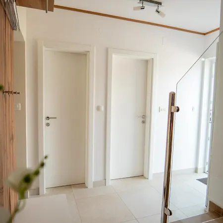 Beachfront Reiterer V3 With Jacuzzi 30 Meters From The - Crowonder Luxury Rent * Privlaka (Zadar)